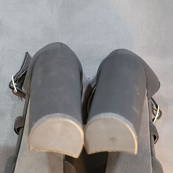 BRAND NEW TOP MODA JANE CRISS-CROS STRAP PLATFORM PUMP - Picture 14 of 16